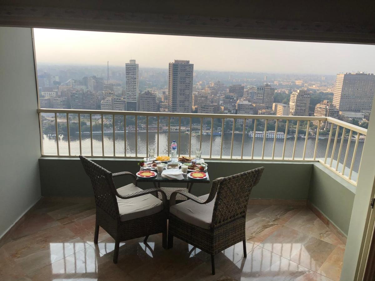Pyramids Nile Tower Hotel Cairo Exterior photo
